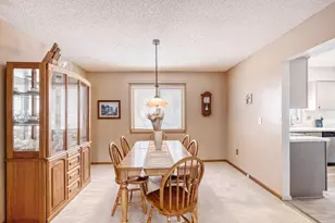 16200 Hyland Ave, Lakeville, MN 55044 - Photo 6