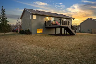 2013 12th Avenue NE, Austin, MN 55912 - Photo 4