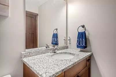 2013 12th Avenue NE, Austin, MN 55912 - Photo 32