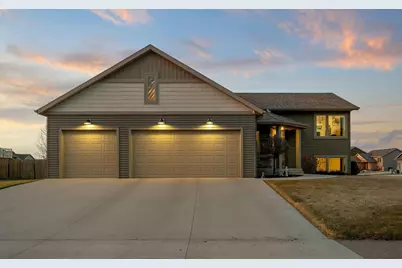 2013 12th Avenue NE, Austin, MN 55912 - Photo 2