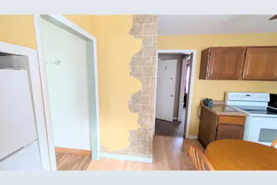 417 Central Avenue SE, Bemidji, MN 56601 - Photo 8