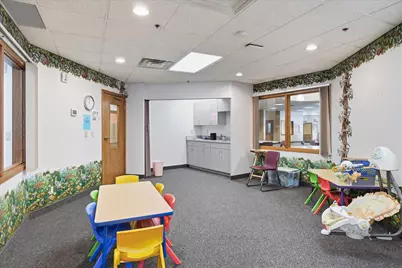 965 Larpenteur Avenue W, Roseville, MN 55113 - Photo 16