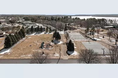 1431 Hazelcrest Drive, Hudson, WI 54016 - Photo 26