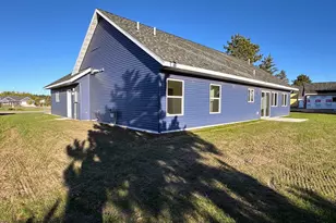 916 NW 7th Ave NW, Perham, MN 56573 - Photo 10