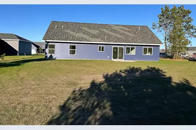 916 NW 7th Avenue NW, Perham, MN 56573 - Photo 10