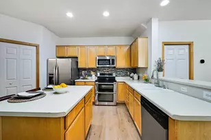 1996 Siefert St, Chaska, MN 55318 - Photo 10