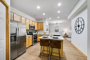 1996 Siefert St, Chaska, MN 55318 - Photo 12