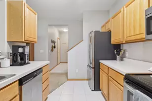 12977 Echo Ln, Apple Valley, MN 55124 - Photo 18