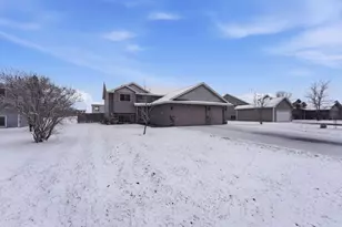 811 2nd Ave SW, Rice, MN 56367 - Photo 4