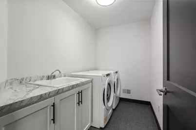 2251 Cleveland Avenue N, Roseville, MN 55113 - Photo 64