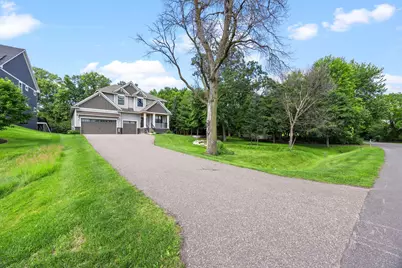 2251 Cleveland Avenue N, Roseville, MN 55113 - Photo 2