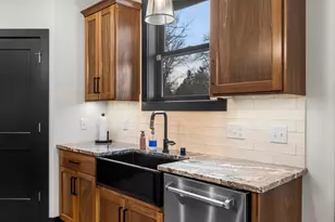 2251 Cleveland Ave N, Roseville, MN 55113 - Photo 18