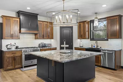 2251 Cleveland Avenue N, Roseville, MN 55113 - Photo 34