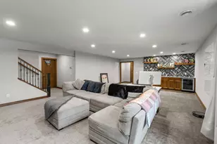 2251 Cleveland Ave N, Roseville, MN 55113 - Photo 78