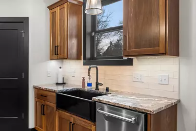 2251 Cleveland Avenue N, Roseville, MN 55113 - Photo 36