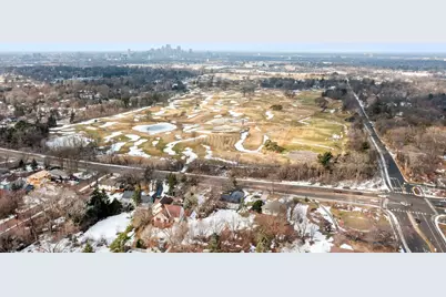 2251 Cleveland Avenue N, Roseville, MN 55113 - Photo 108