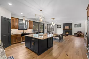 2251 Cleveland Ave N, Roseville, MN 55113 - Photo 40