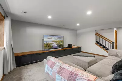 2251 Cleveland Avenue N, Roseville, MN 55113 - Photo 36
