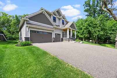 2251 Cleveland Avenue N, Roseville, MN 55113 - Photo 8