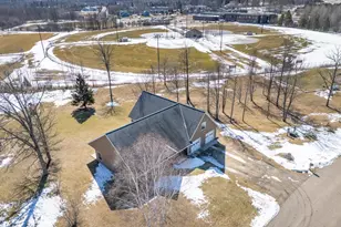 1212 McGuire Ln, Grand Rapids, MN 55744 - Photo 2