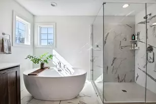 1886 Della Dr, Chanhassen, MN 55317 - Photo 38