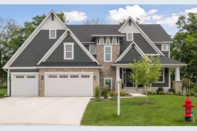 1886 Della Drive, Chanhassen, MN 55317 - Photo 2