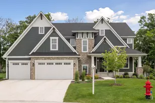 1886 Della Dr, Chanhassen, MN 55317 - Photo 2