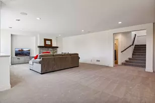 1886 Della Dr, Chanhassen, MN 55317 - Photo 50