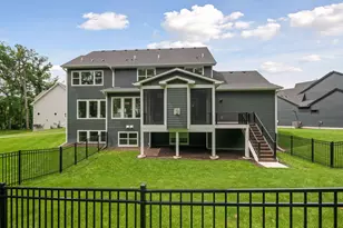 1886 Della Dr, Chanhassen, MN 55317 - Photo 60