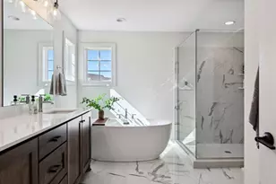 1886 Della Dr, Chanhassen, MN 55317 - Photo 36