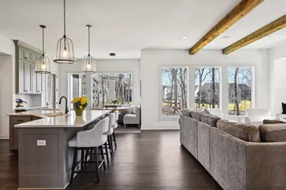 1886 Della Drive, Chanhassen, MN 55317 - Photo 12