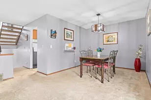 3772 Red Robin Ln, Eagan, MN 55122 - Photo 4