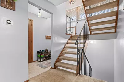 3772 Red Robin Lane, Eagan, MN 55122 - Photo 8