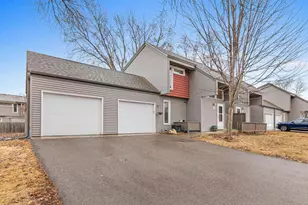 3772 Red Robin Ln, Eagan, MN 55122 - Photo 20