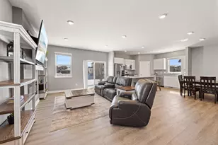 1031 Shoreview Dr, Jordan, MN 55352 - Photo 2