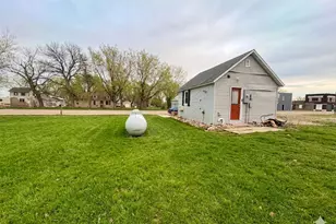 351 Main St, Kenneth, MN 56147 - Photo 10