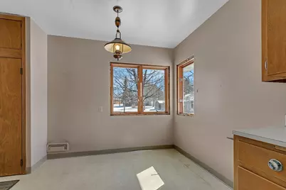 406 Chinook Avenue SW, Avon, MN 56310 - Photo 8