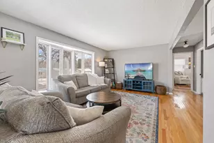 8019 47th Ave N, New Hope, MN 55428 - Photo 2