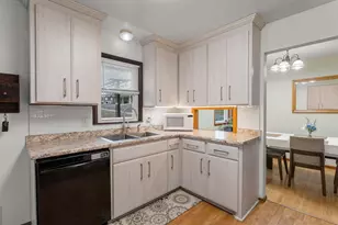 902 7th Ave E, Shakopee, MN 55379 - Photo 10