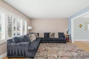 11712 Galtier Dr, Burnsville, MN 55337 - Photo 6