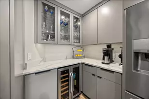 8549 Irwin Rd, Bloomington, MN 55437 - Photo 20