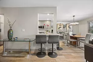 8549 Irwin Rd, Bloomington, MN 55437 - Photo 12