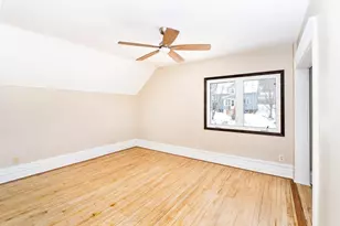 706 E 11th St, Duluth, MN 55805 - Photo 14