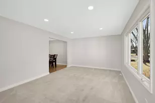 7495 Saratoga Dr, Chanhassen, MN 55317 - Photo 2