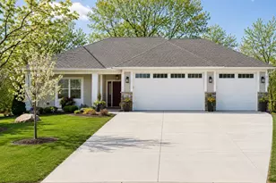 17505 47th Ave N, Plymouth, MN 55446 - Photo 1