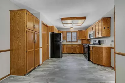 2412 Goettens Way, Saint Cloud, MN 56301 - Photo 12