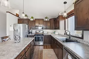 1545 18th St NE, Sauk Rapids, MN 56379 - Photo 4