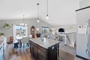 1545 18th St NE, Sauk Rapids, MN 56379 - Photo 8