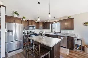 1545 18th St NE, Sauk Rapids, MN 56379 - Photo 2