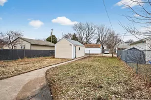 4810 Dupont Ave N, Minneapolis, MN 55430 - Photo 22